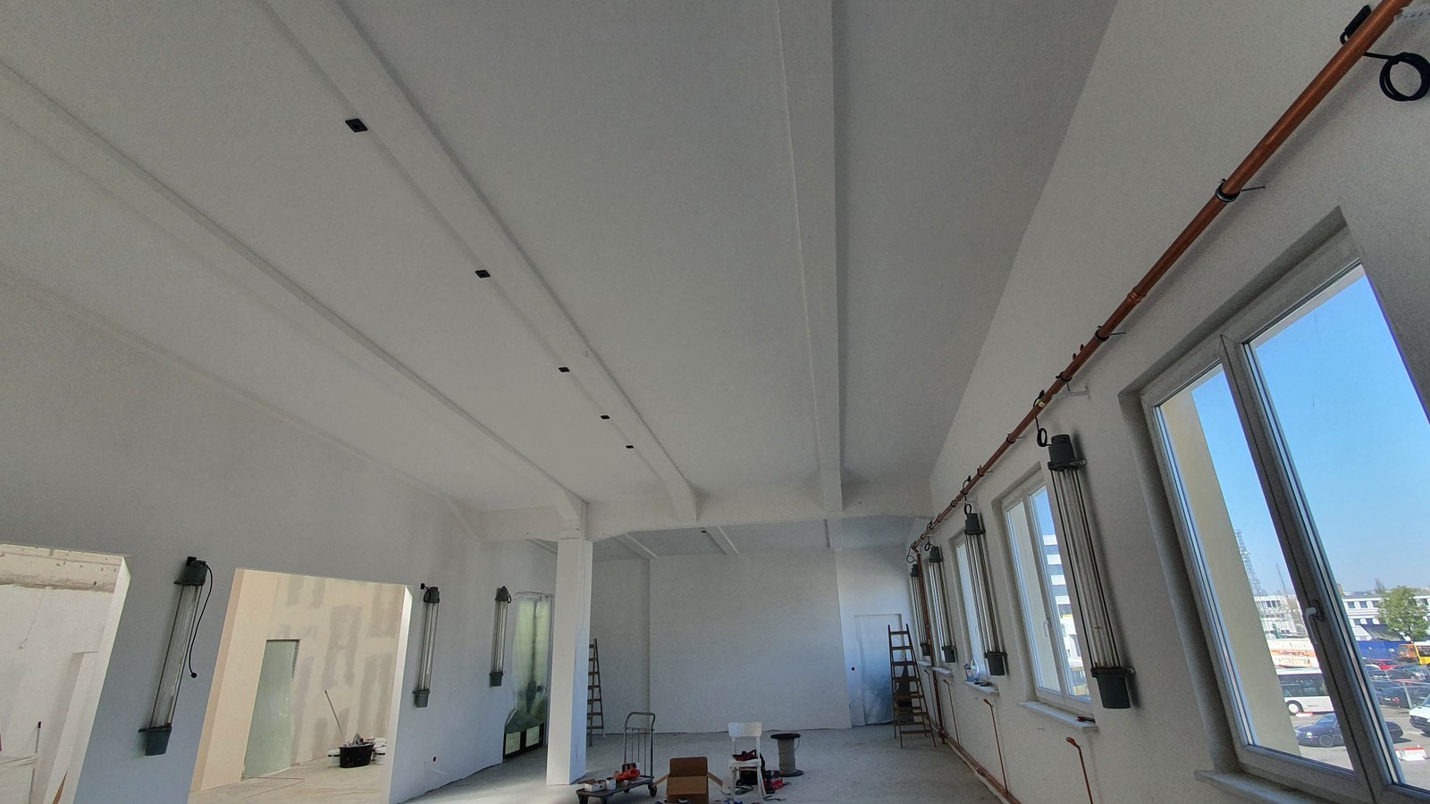 Gewerbehalle vor dem Ausbau